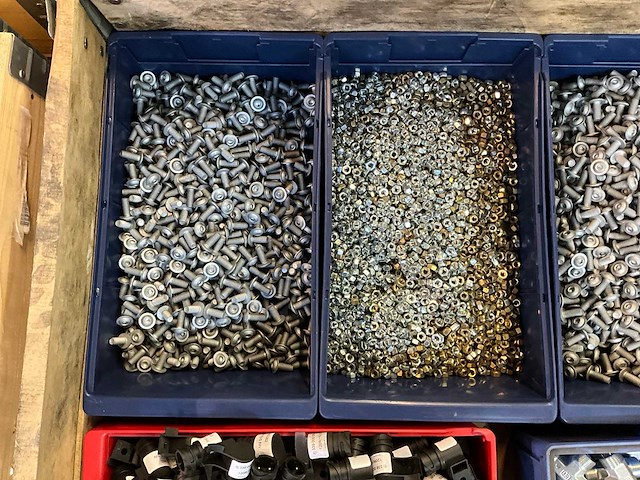 Montagevoorraad - afbeelding 2 van  6