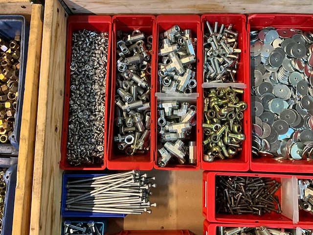 Montagevoorraad - afbeelding 2 van  6