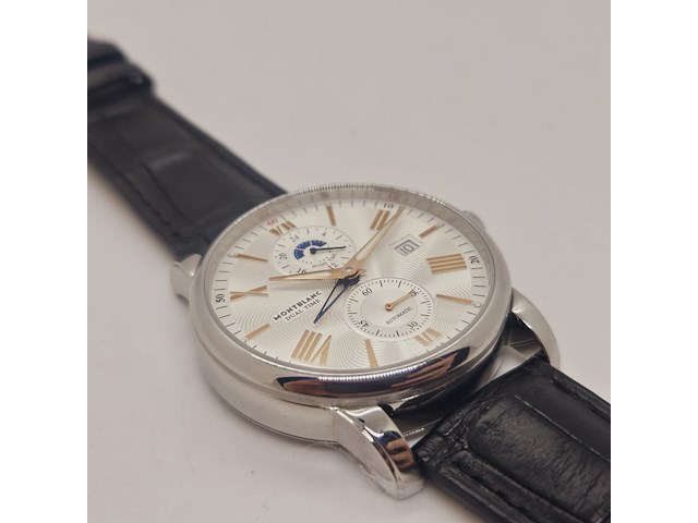 Montblanc 4810 dual time automatisch herenhorloge - afbeelding 18 van  20