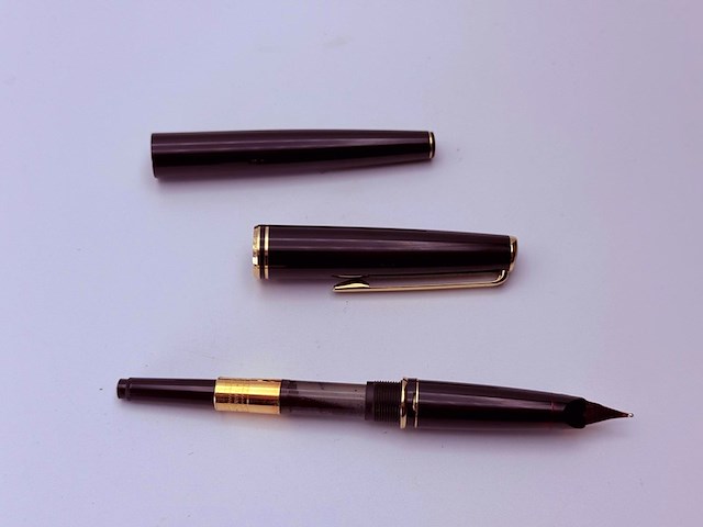 Montblanc classic vulpen met 14kt gouden nib - afbeelding 8 van  9
