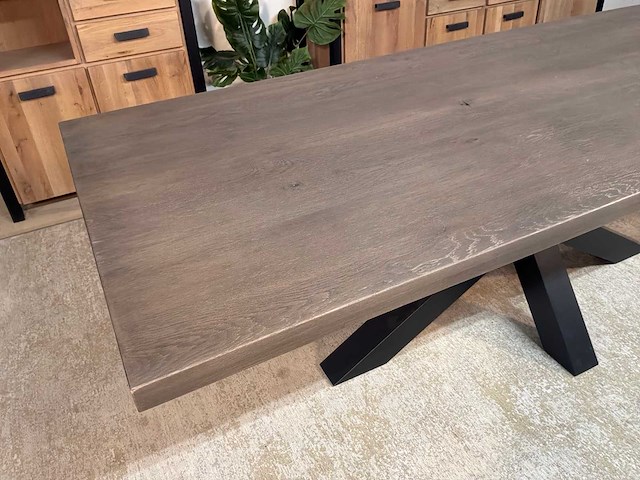 Monte carlo eetkamertafel - afbeelding 1 van  11