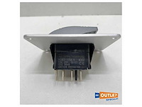 Monte carlo yachts fuel tank filling selection display - 18335p - afbeelding 3 van  4