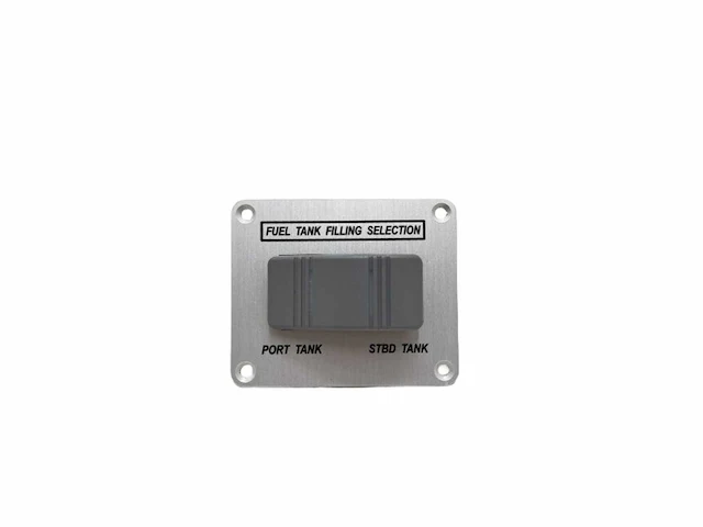 Monte carlo yachts fuel tank filling selection display - 18335p - afbeelding 2 van  4