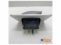 Monte carlo yachts fuel tank filling selection display - 18335p - afbeelding 1 van  4