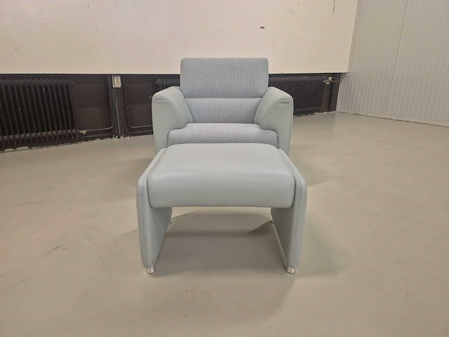 Montel - mondi - fauteuil + hocker - arm chair - afbeelding 6 van  8