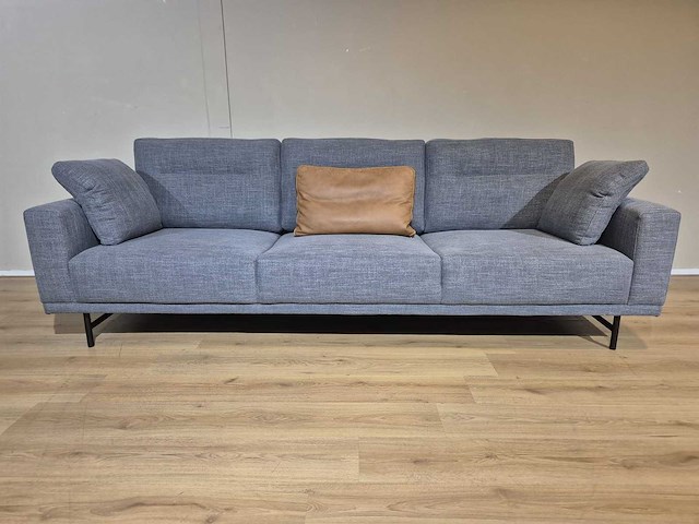 Montel - philippe - 4 zits bank - showroommodel - sofa - afbeelding 1 van  13