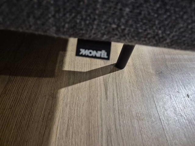 Montel - philippe - 4 zits bank - showroommodel - sofa - afbeelding 10 van  13