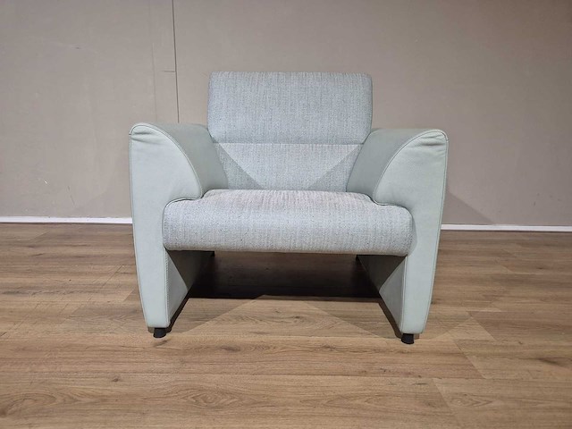 Montel - showroommodel - mondi - fauteuil + hocker (2x) - afbeelding 8 van  12