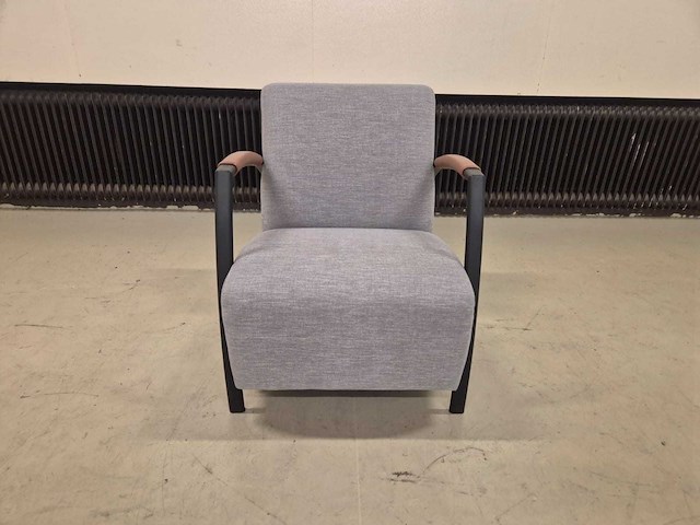 Montel - sue - fauteuil - arm chair - afbeelding 1 van  10