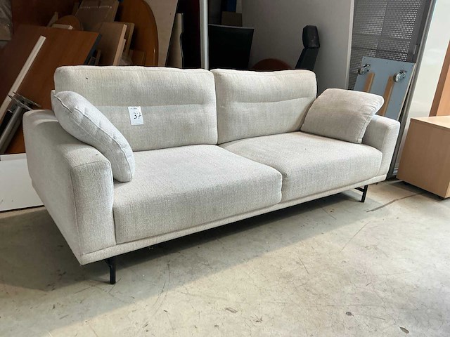 Montel stoffen sofa op metalen onderstel - afbeelding 1 van  9