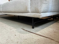 Montel stoffen sofa op metalen onderstel - afbeelding 4 van  9