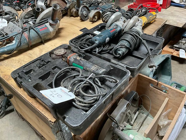 Monti bristle blaster 3200x schuurmachine - afbeelding 6 van  6