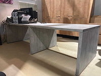 Monti bureautafel