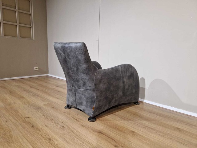 Montis - loge - fauteuil - showroommodel - afbeelding 4 van  9