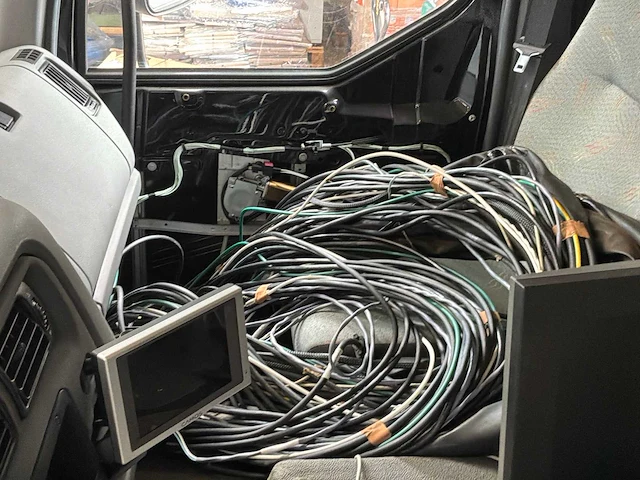 Moog / renault vrachtwagen simulator - afbeelding 31 van  48