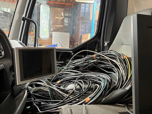 Moog / renault vrachtwagen simulator - afbeelding 28 van  48