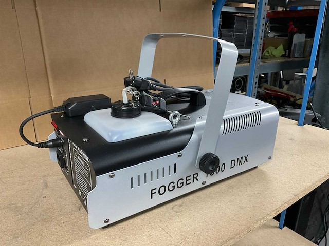 Moonlight fogger 1800 dmx rookmachine - afbeelding 2 van  6