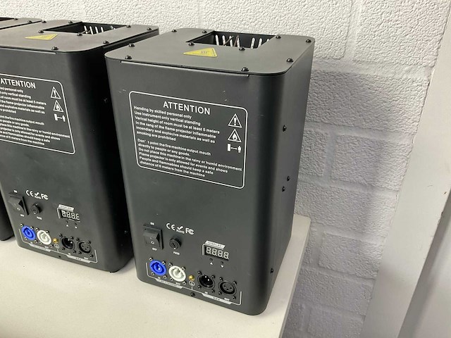 Moonlight high impact vuur stage machine set - afbeelding 2 van  4