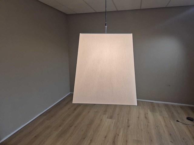 Moooi - love - hanglamp - showroommodel - afbeelding 3 van  9