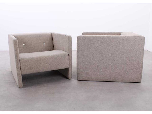 Moooi bottoni fauteuil (10x) - afbeelding 1 van  6