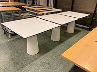 Moooi container trespa tafel (3x) - afbeelding 1 van  9