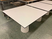 Moooi container trespa tafel (3x) - afbeelding 2 van  9