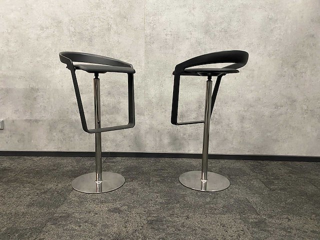 Moooi/ johanson - design barset - afbeelding 15 van  16