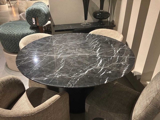 Morandi eetkamertafel - afbeelding 3 van  7
