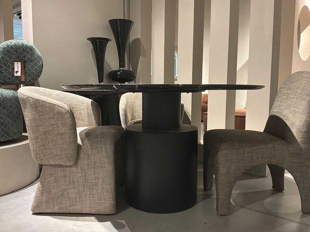 Morandi eetkamertafel - afbeelding 5 van  7