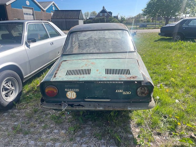 Moretti - 850 coupé 2+2 - 850 coupé - moretti 850 coupé 2+2 by moretti - afbeelding 7 van  10