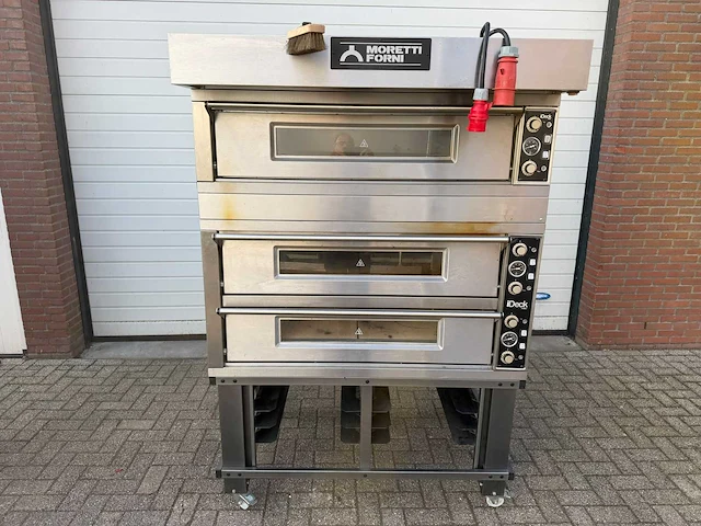 Moretti forni - 2021 pm 105.65 - pizza-oven - afbeelding 1 van  6