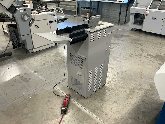 Morgana autocreaser pro 33 - afbeelding 8 van  11