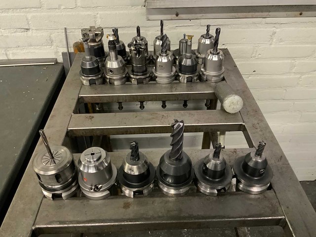 Mori seiki mv-40b cnc verticale bewerkingscentrum - afbeelding 15 van  15