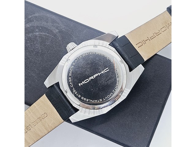 Morphic m46 multi-function herenhorloge inclusief doos - afbeelding 6 van  7