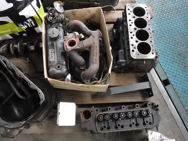 Morris minor 1300 engine & gearbox | rebuilt british classic drivetrain - afbeelding 12 van  15