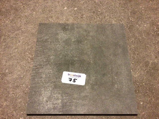 Mosa motto form brown grey mat vloertegel 30x30 cm 43,63 m² - afbeelding 1 van  4