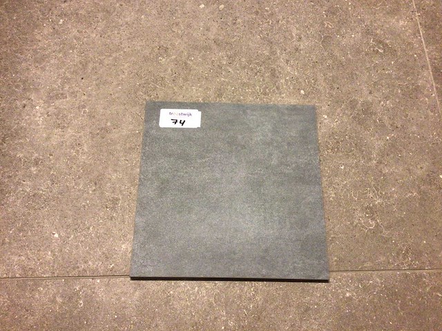 Mosa motto form dark grey mat vloertegel 30x30 cm 43,63 m² - afbeelding 4 van  5