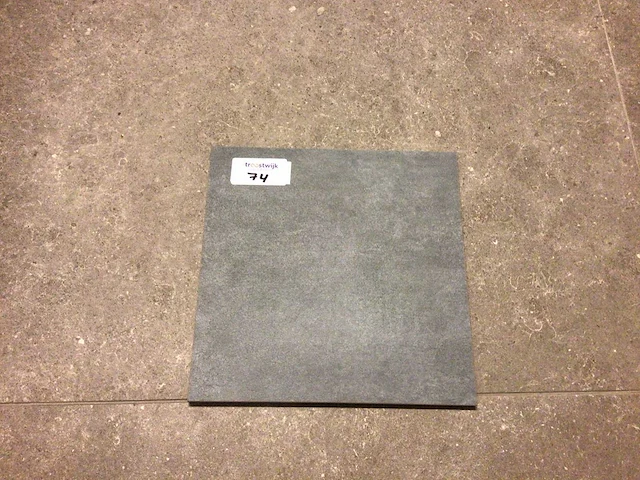 Mosa motto form dark grey mat vloertegel 30x30 cm 87,26 m² - afbeelding 4 van  5