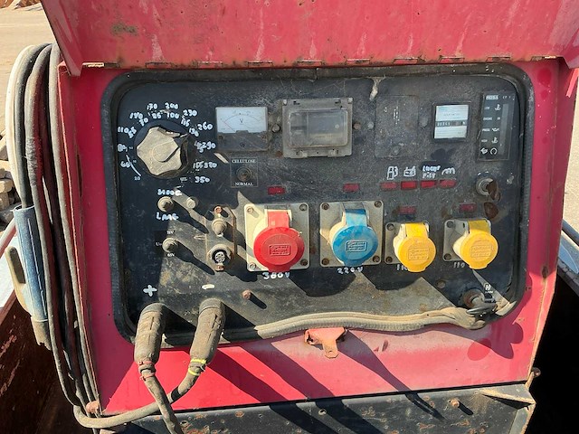 Mosa ts 350 sxl-bc lasmachine/generator op aanhanger - afbeelding 6 van  8