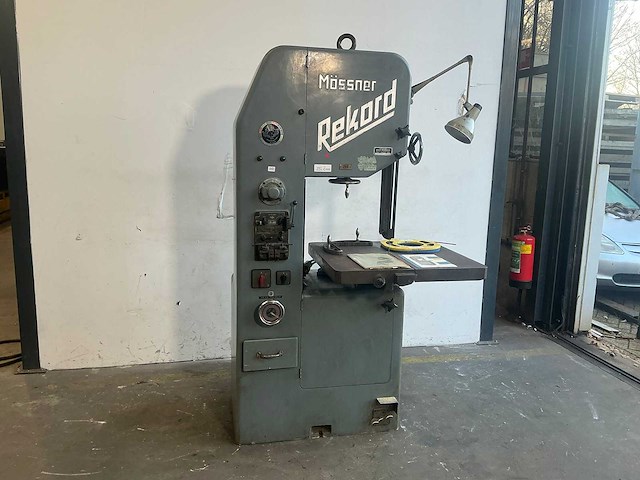 Mossner - 1970 - rekord ssf 501 - verticale bandzaagmachine - afbeelding 8 van  14