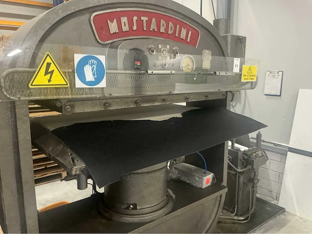 Mostardini mp 2m hydraulische leder stempeldrukpers - afbeelding 3 van  11