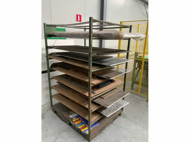 Mostardini mp 2m hydraulische leder stempeldrukpers - afbeelding 7 van  11