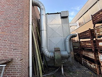 Mot afzuiginstallatie