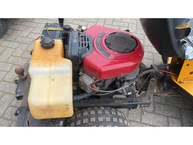 Motec - zitmaaier - afbeelding 8 van  8