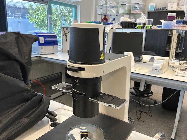 Motic ae2000 inverted microscoop - afbeelding 10 van  10