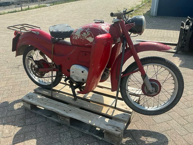 Moto guzzi zigolo motorfiets - afbeelding 18 van  21