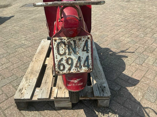 Moto guzzi zigolo motorfiets - afbeelding 13 van  21