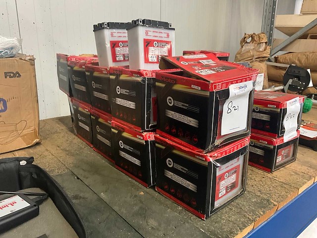 Moto7 m31 accu (12x) - afbeelding 3 van  4