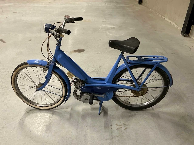 Motobécane cady mobylette oldtimer brommer - afbeelding 6 van  9