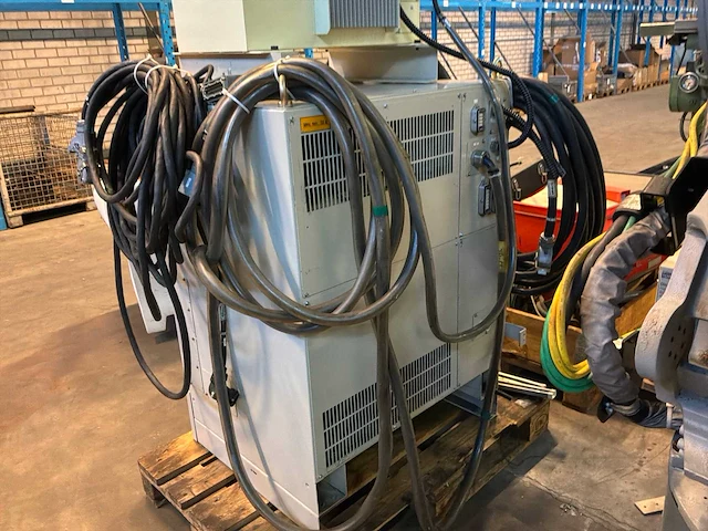 Motoman nc100 industriële robot - afbeelding 5 van  20